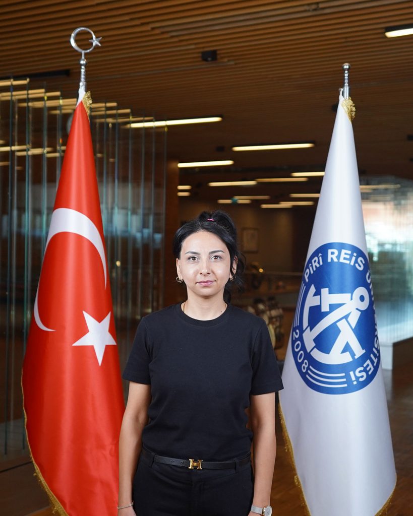 Aslı KURT